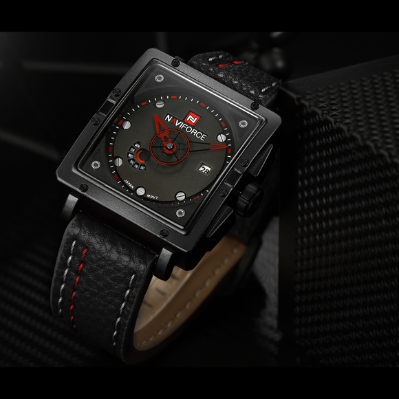 Watch (New with tag 🏷 and box) - Picture 4 of 8